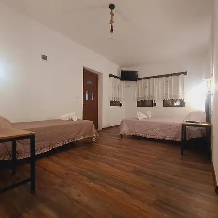 Apartment Memo's